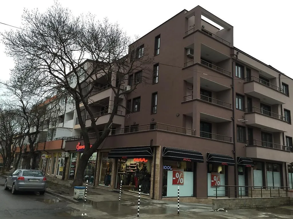 Apartments & Studios Kedara Burgas